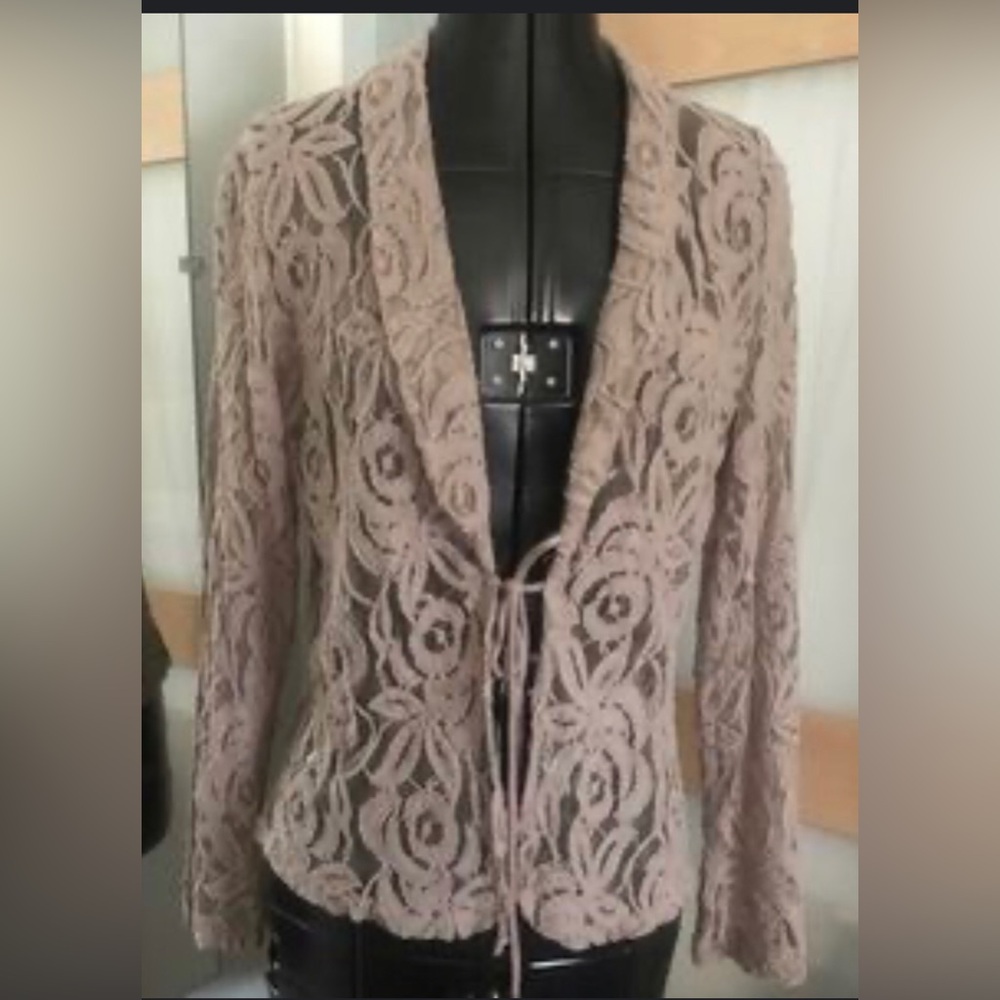 ISSI Lace Crochet Bolero Shrug Cardigan Size Medium